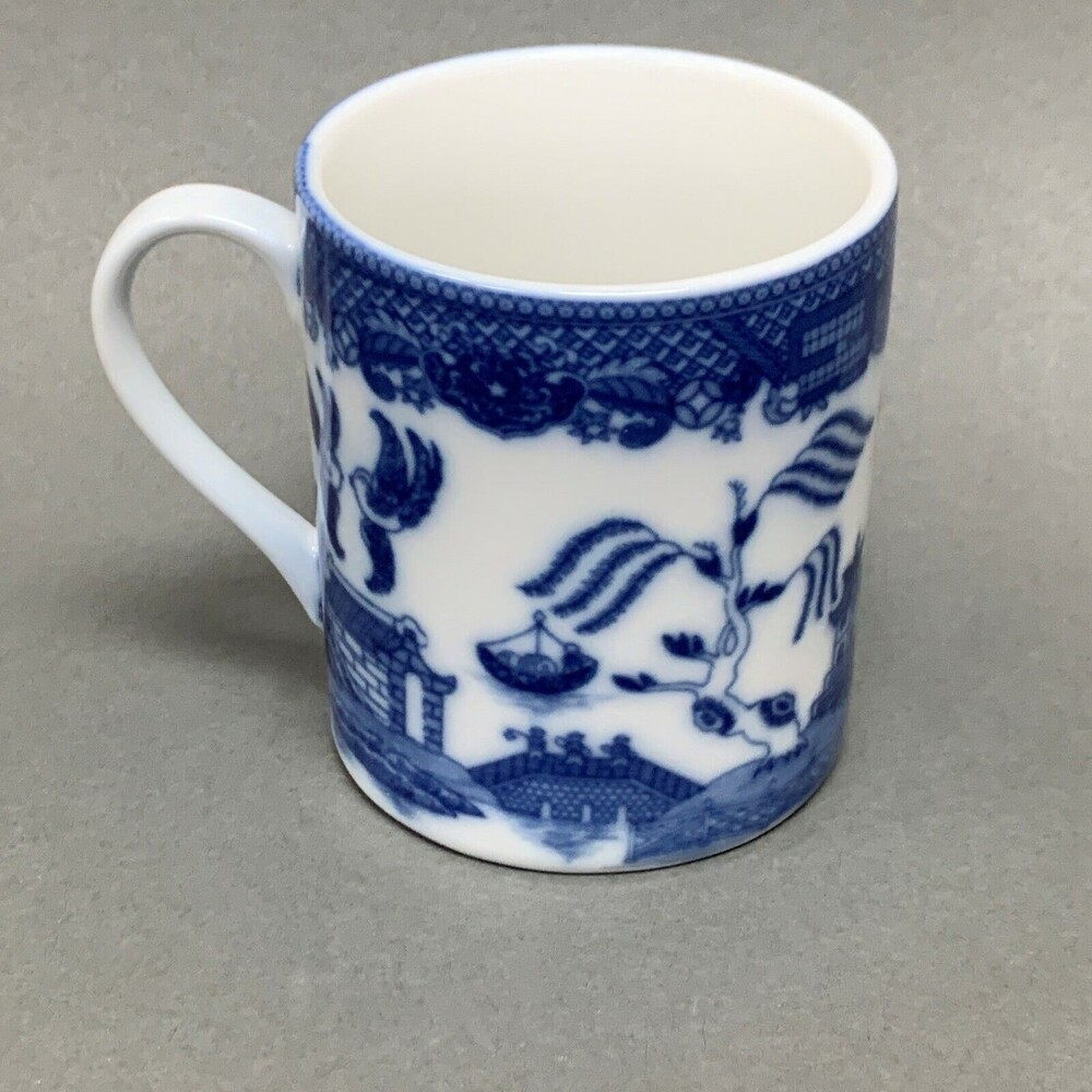 Asian Village Blue White Coffee Cup Mug 3 5/8" high